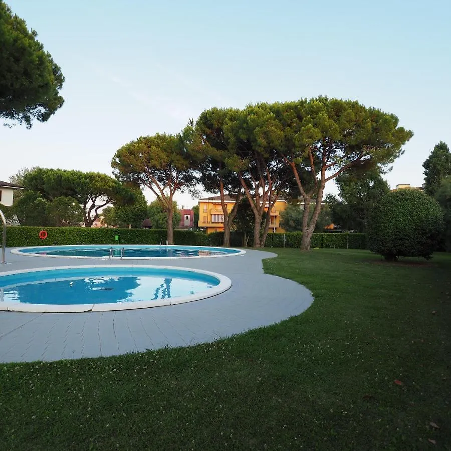 Villetta Con Piscina A Due Passi Dal Mare Duna Verde